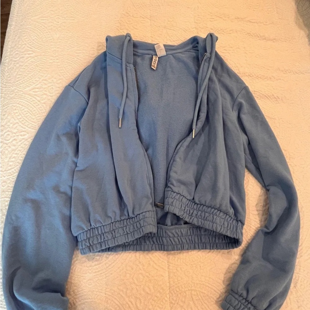 Divided Light Blue Women's Cropped Hoodie